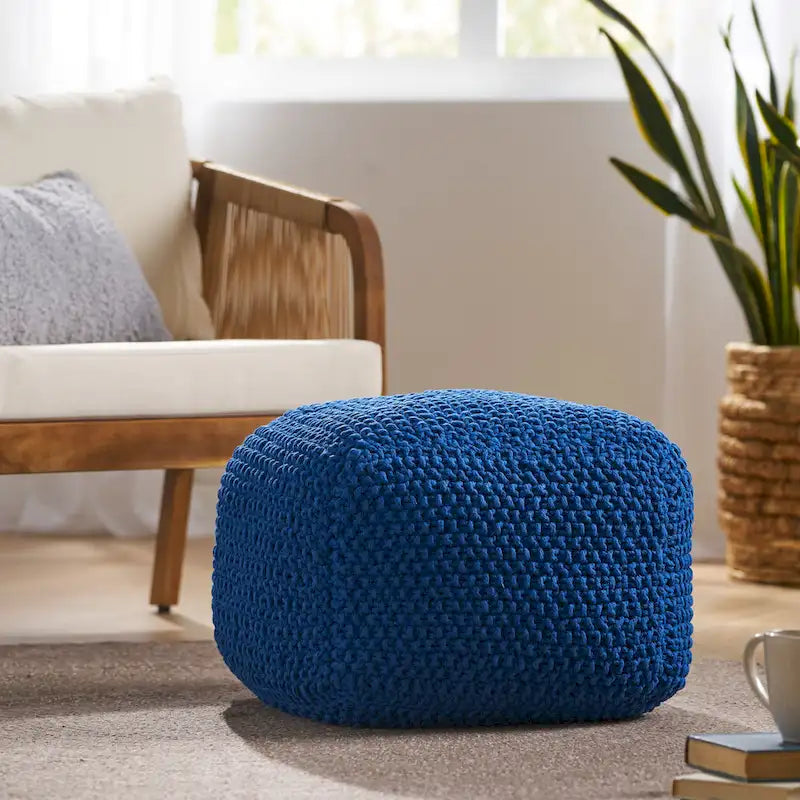 Coussin carré en coton tricoté