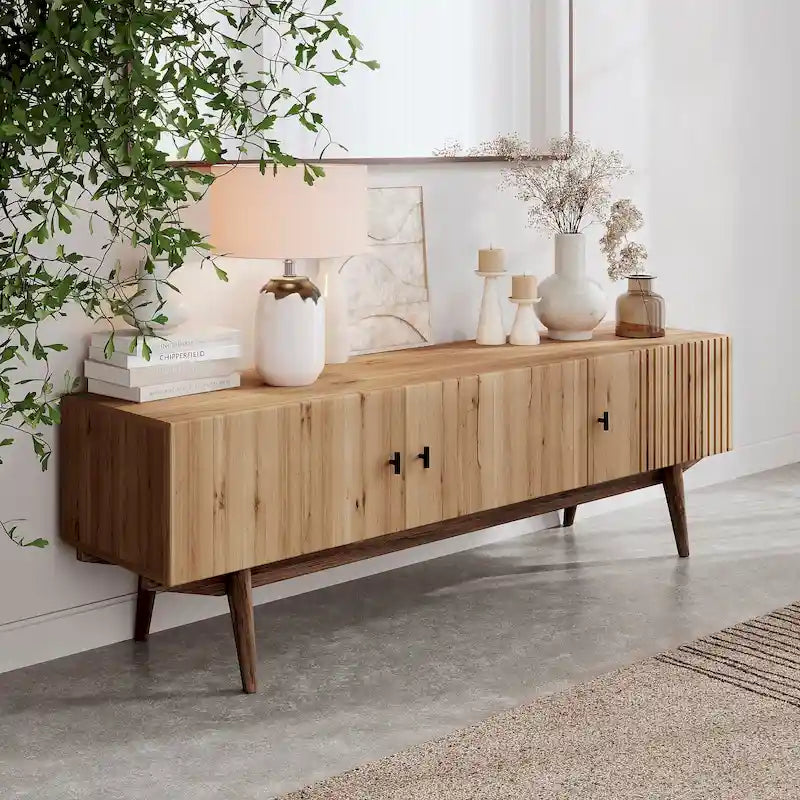 Meuble TV compatible avec design à lattes et pieds en bois