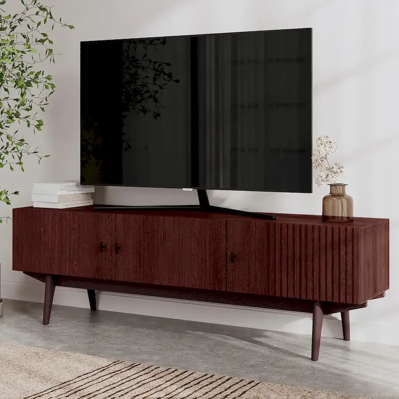 Meuble TV compatible avec design à lattes et pieds en bois