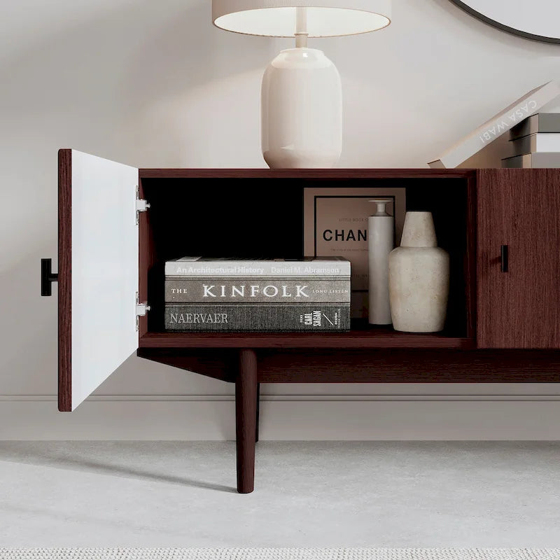 Meuble TV compatible avec design à lattes et pieds en bois