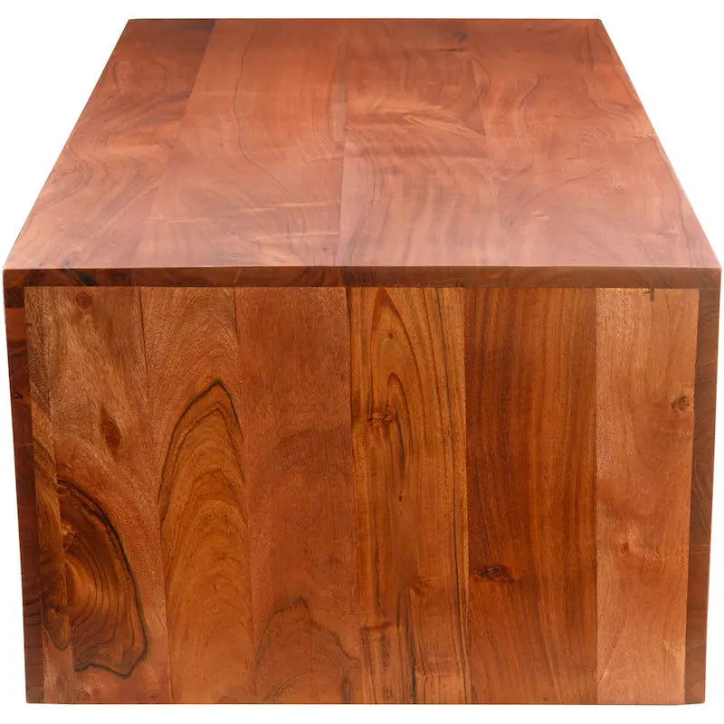 Table basse angulaire en bois