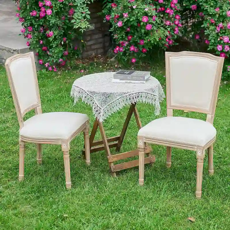 Chaises d'appoint françaises avec pieds en bois sculpté et revêtement en lin