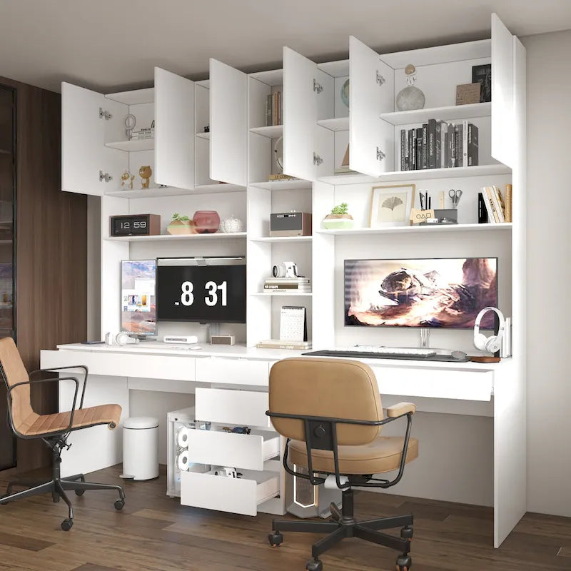 Bureau de jeu blanc spacieux