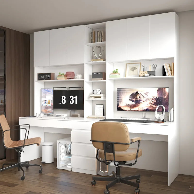 Bureau de jeu blanc spacieux