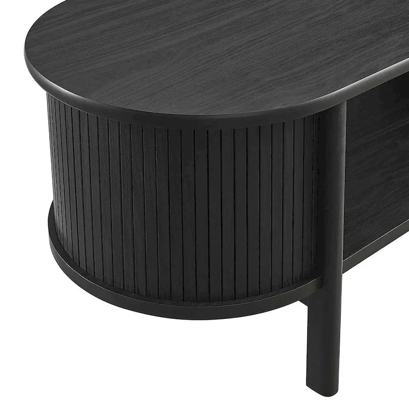 Table basse moderne de style médiéval