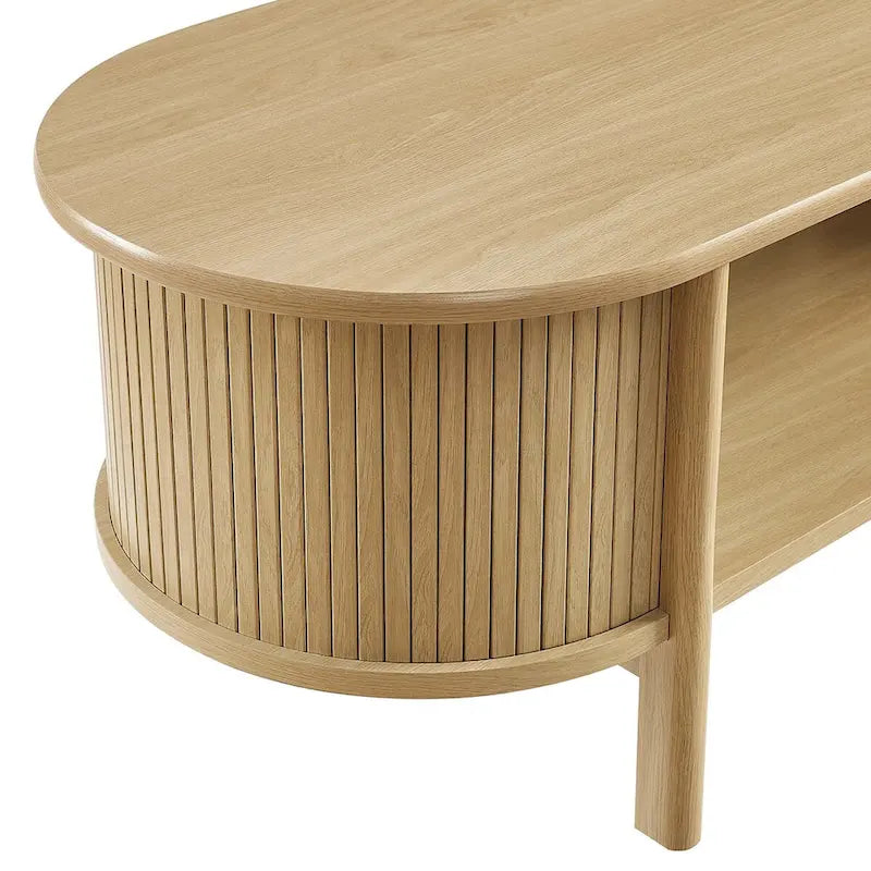 Table basse moderne de style médiéval